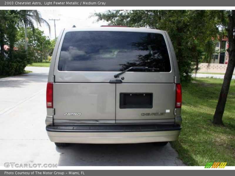 Light Pewter Metallic / Medium Gray 2003 Chevrolet Astro