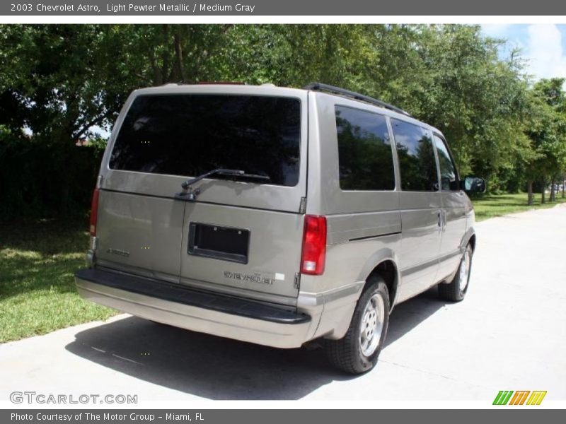 Light Pewter Metallic / Medium Gray 2003 Chevrolet Astro