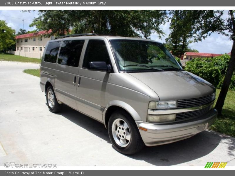 Light Pewter Metallic / Medium Gray 2003 Chevrolet Astro
