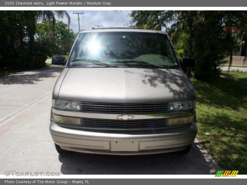 Light Pewter Metallic / Medium Gray 2003 Chevrolet Astro