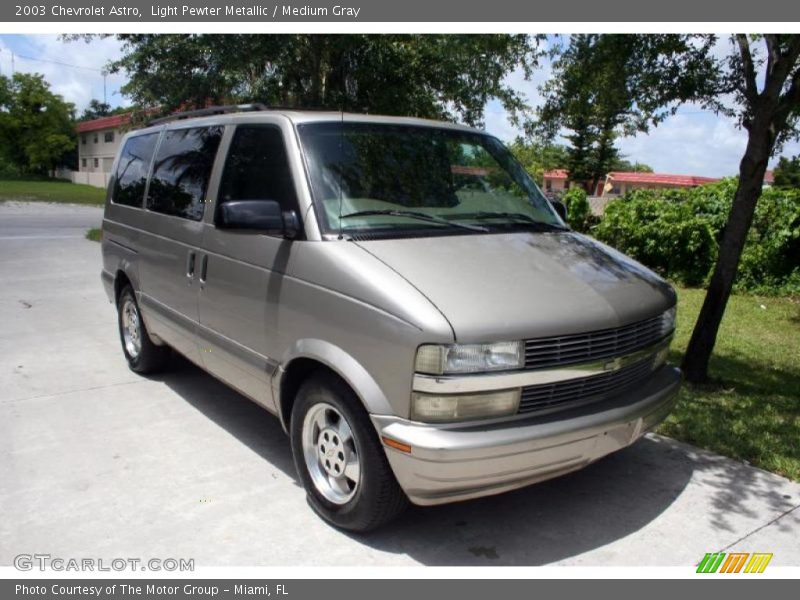 Light Pewter Metallic / Medium Gray 2003 Chevrolet Astro