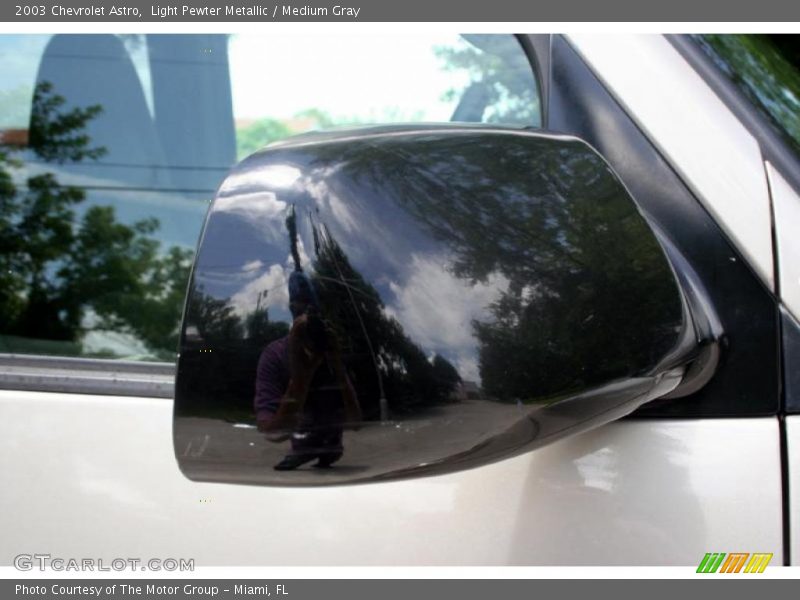 Light Pewter Metallic / Medium Gray 2003 Chevrolet Astro