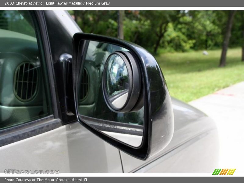 Light Pewter Metallic / Medium Gray 2003 Chevrolet Astro