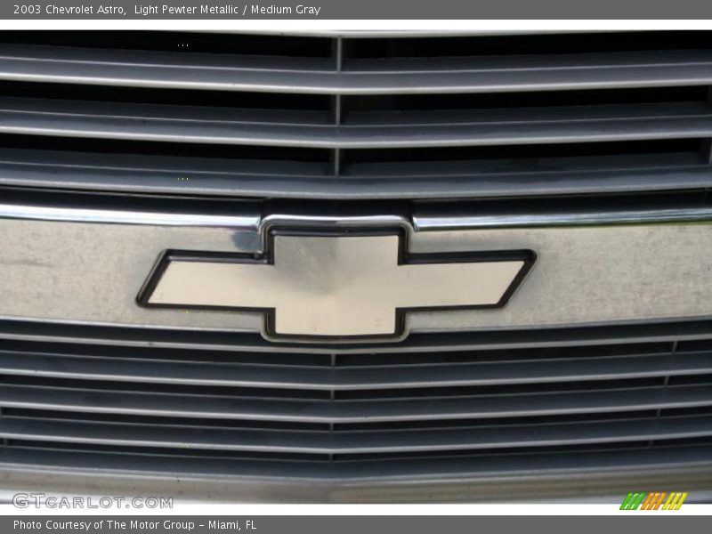 Light Pewter Metallic / Medium Gray 2003 Chevrolet Astro
