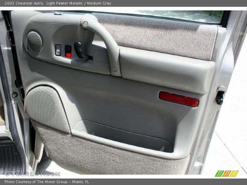 Light Pewter Metallic / Medium Gray 2003 Chevrolet Astro