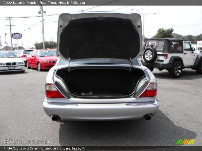 Topaz Metallic / Charcoal 2000 Jaguar XJ Vanden Plas