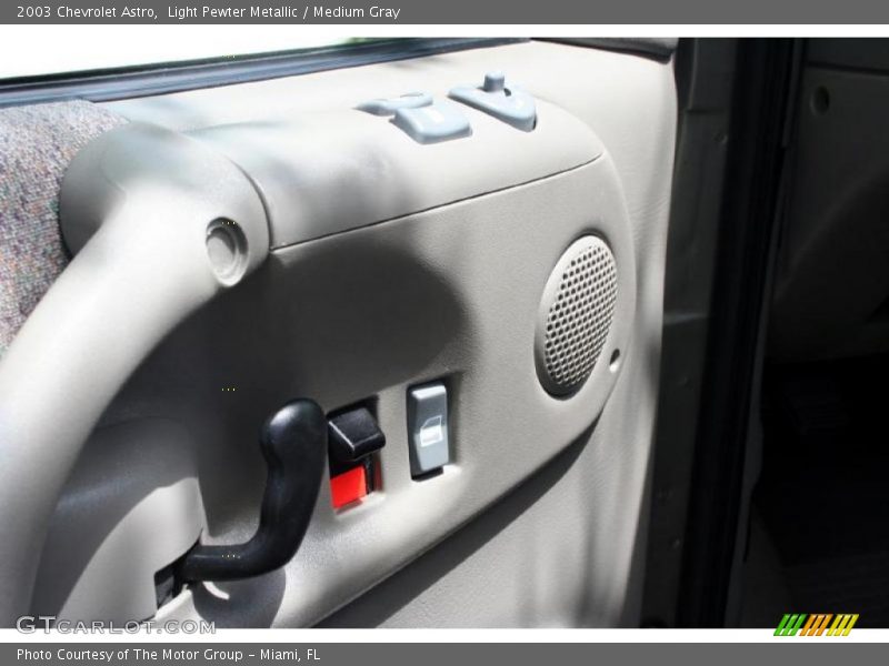 Light Pewter Metallic / Medium Gray 2003 Chevrolet Astro