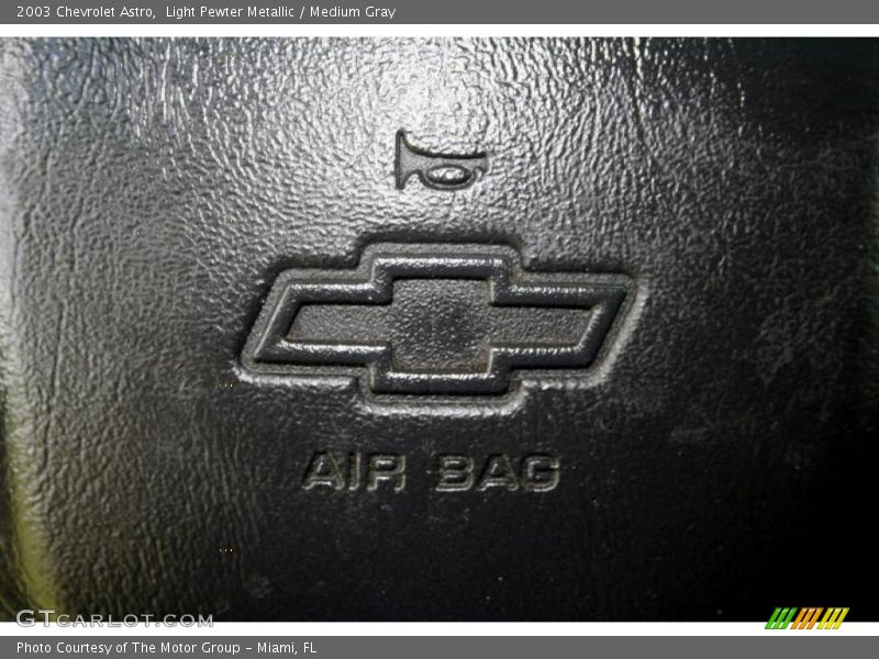 Light Pewter Metallic / Medium Gray 2003 Chevrolet Astro