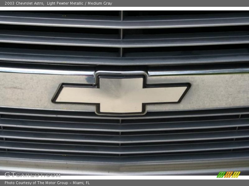 Light Pewter Metallic / Medium Gray 2003 Chevrolet Astro