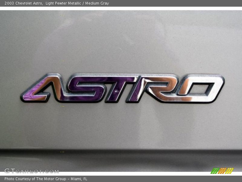 Light Pewter Metallic / Medium Gray 2003 Chevrolet Astro