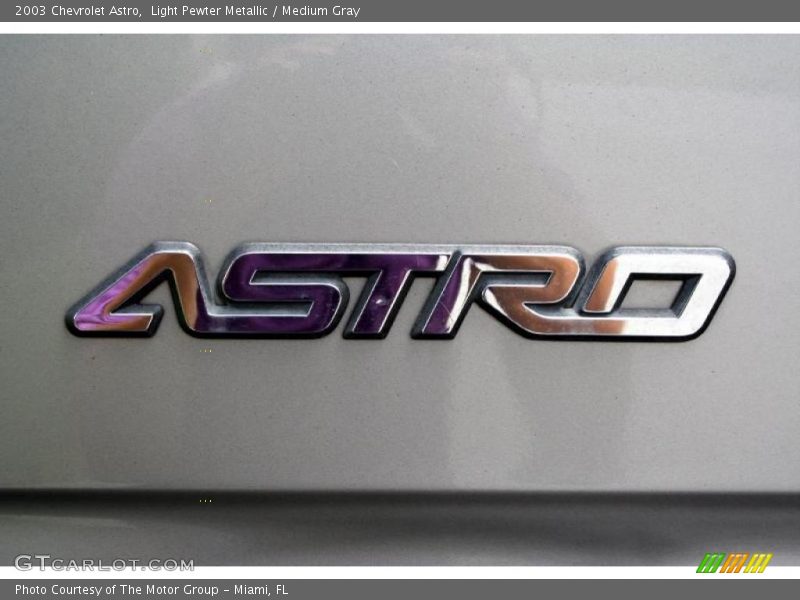 Light Pewter Metallic / Medium Gray 2003 Chevrolet Astro
