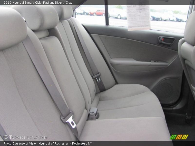 Radiant Silver / Gray 2010 Hyundai Sonata GLS