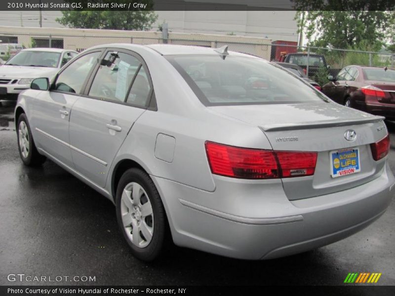 Radiant Silver / Gray 2010 Hyundai Sonata GLS