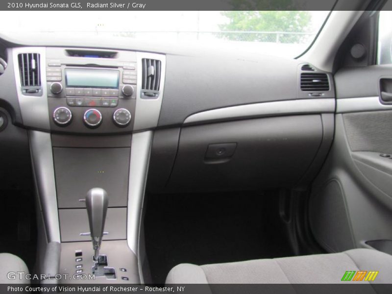 Radiant Silver / Gray 2010 Hyundai Sonata GLS