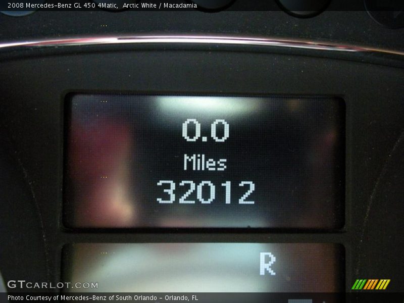 Arctic White / Macadamia 2008 Mercedes-Benz GL 450 4Matic