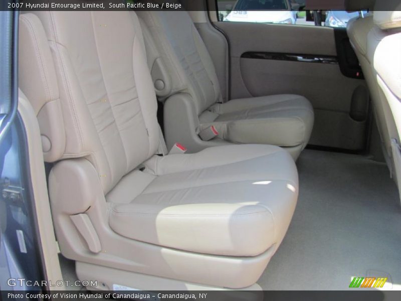 South Pacific Blue / Beige 2007 Hyundai Entourage Limited