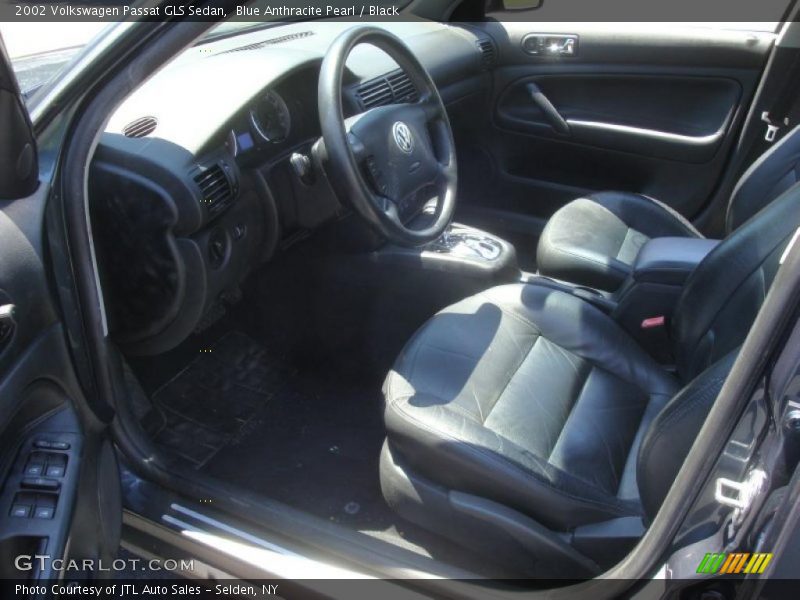 Blue Anthracite Pearl / Black 2002 Volkswagen Passat GLS Sedan