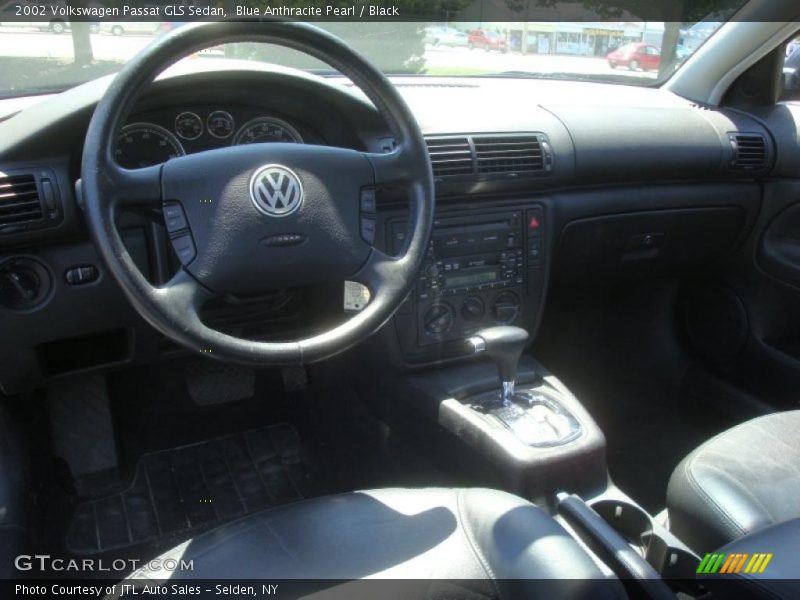 Blue Anthracite Pearl / Black 2002 Volkswagen Passat GLS Sedan