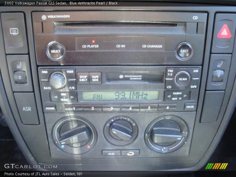 Blue Anthracite Pearl / Black 2002 Volkswagen Passat GLS Sedan