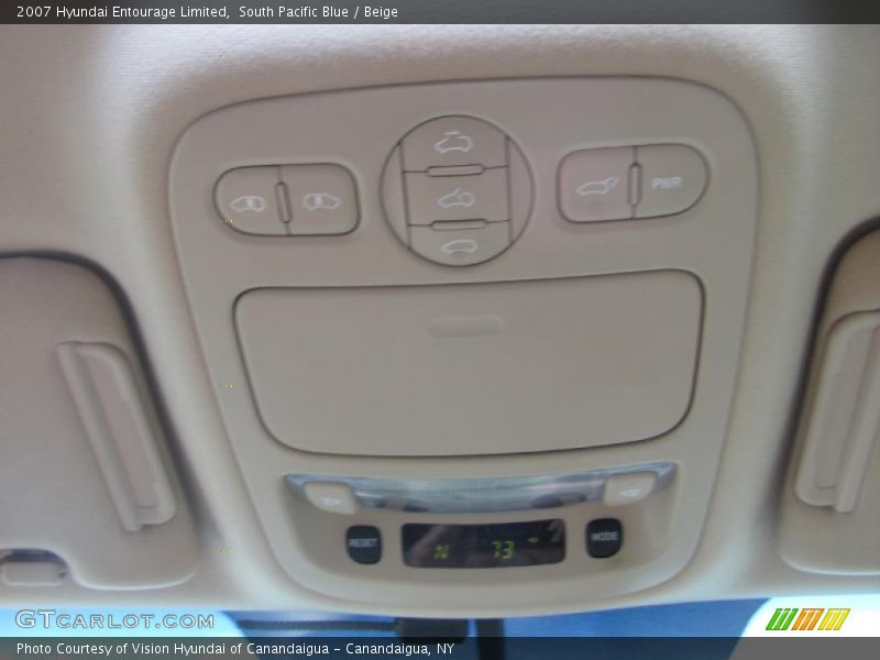 South Pacific Blue / Beige 2007 Hyundai Entourage Limited