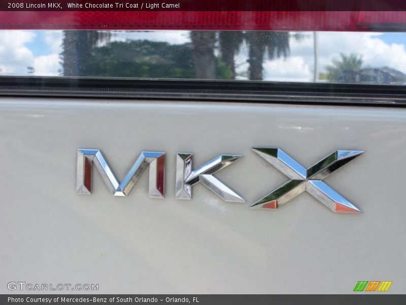 White Chocolate Tri Coat / Light Camel 2008 Lincoln MKX