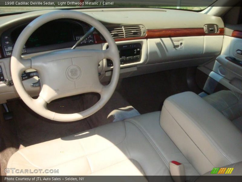 Light Driftwood Metallic / Camel 1998 Cadillac DeVille Sedan