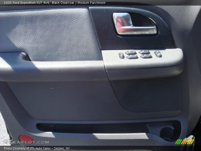 Black Clearcoat / Medium Parchment 2003 Ford Expedition XLT 4x4