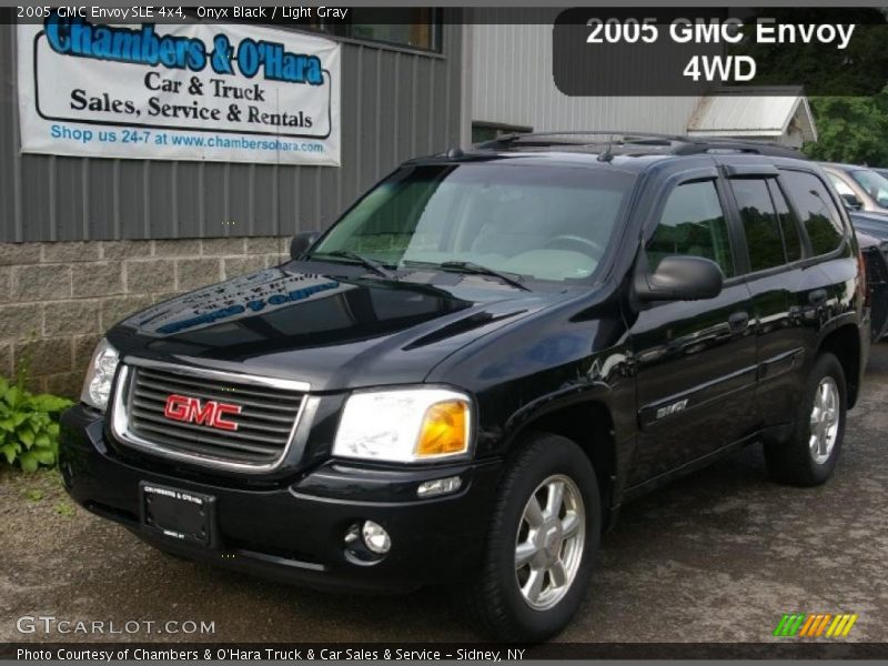 Onyx Black / Light Gray 2005 GMC Envoy SLE 4x4