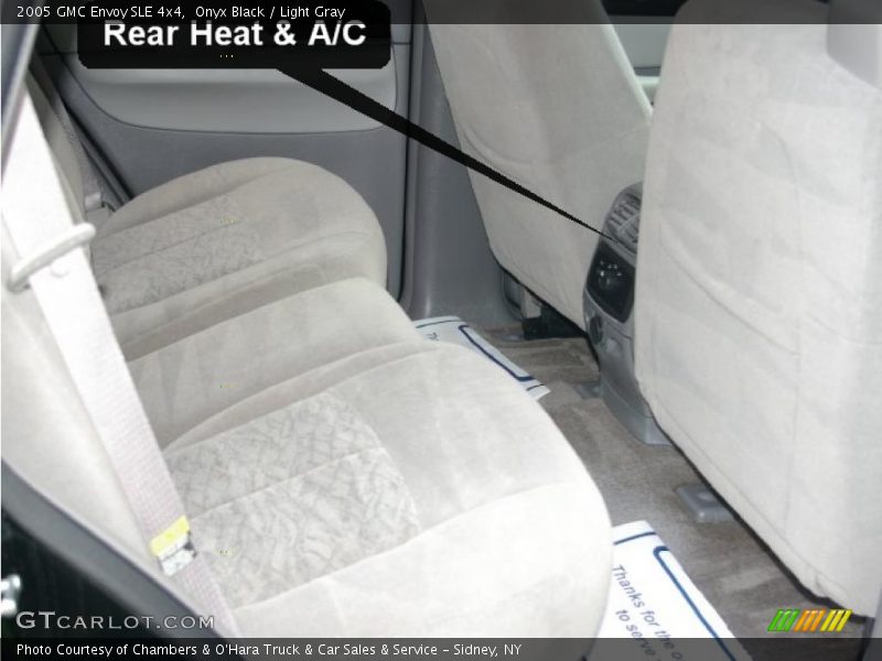 Onyx Black / Light Gray 2005 GMC Envoy SLE 4x4