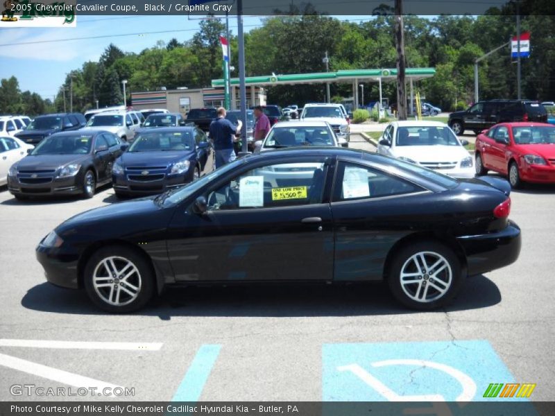 Black / Graphite Gray 2005 Chevrolet Cavalier Coupe