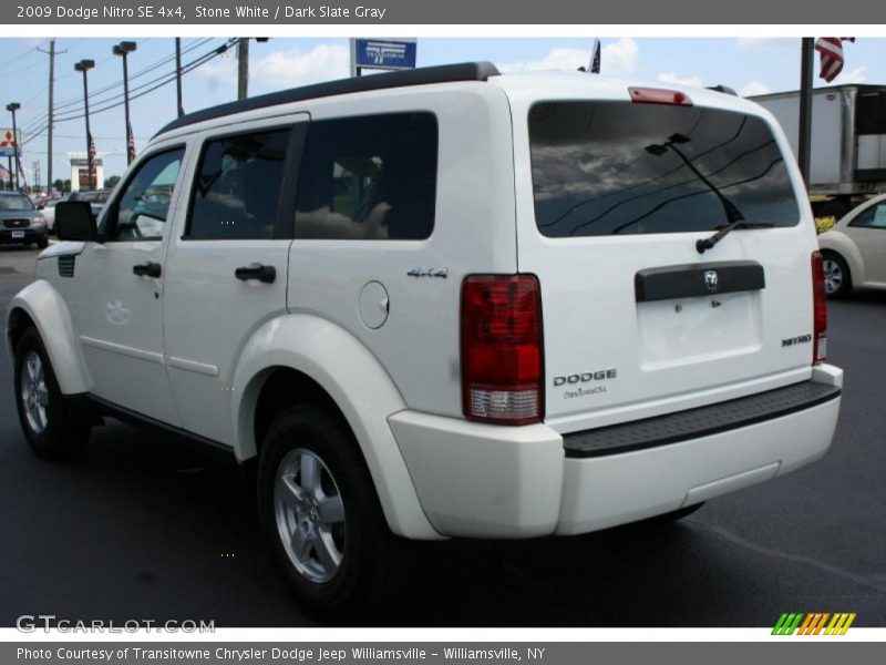 Stone White / Dark Slate Gray 2009 Dodge Nitro SE 4x4