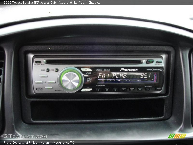 Natural White / Light Charcoal 2006 Toyota Tundra SR5 Access Cab