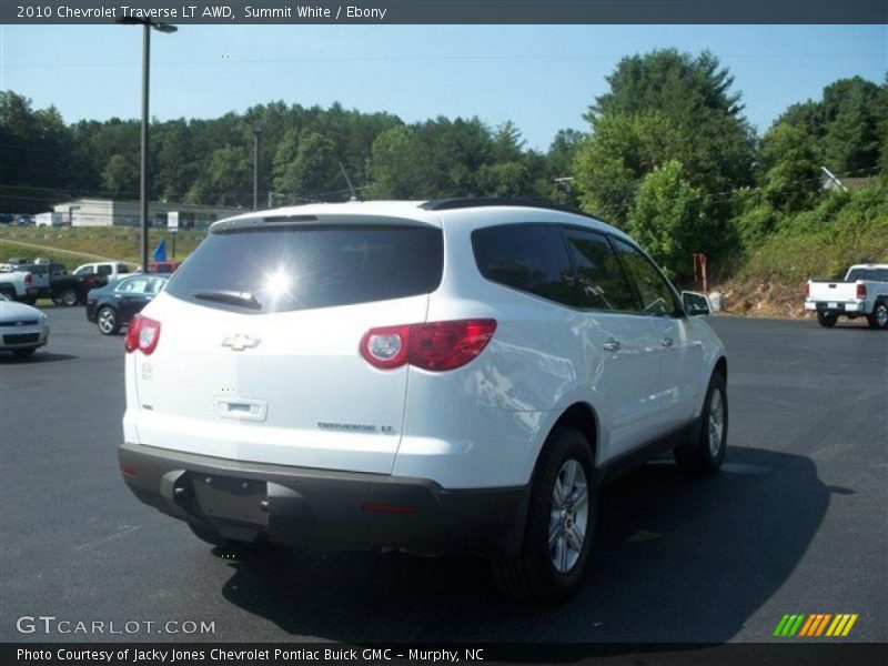 Summit White / Ebony 2010 Chevrolet Traverse LT AWD
