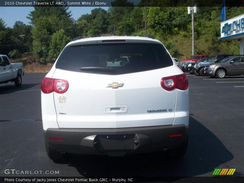 Summit White / Ebony 2010 Chevrolet Traverse LT AWD
