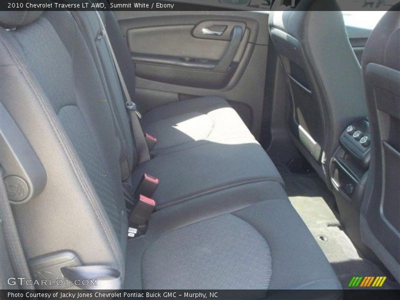 Summit White / Ebony 2010 Chevrolet Traverse LT AWD