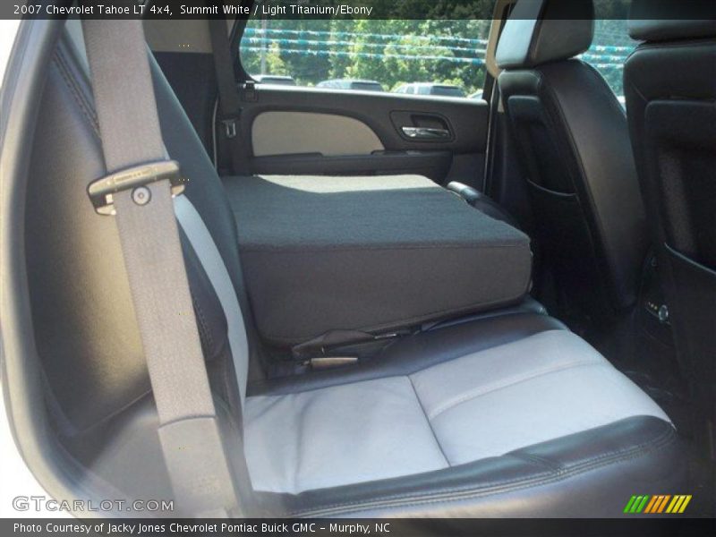 Summit White / Light Titanium/Ebony 2007 Chevrolet Tahoe LT 4x4