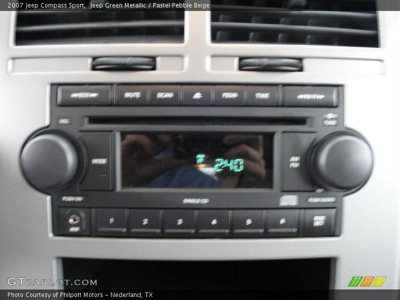 Jeep Green Metallic / Pastel Pebble Beige 2007 Jeep Compass Sport