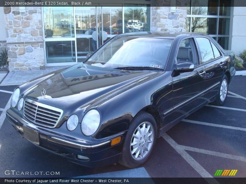 Black / Ash 2000 Mercedes-Benz E 320 Sedan