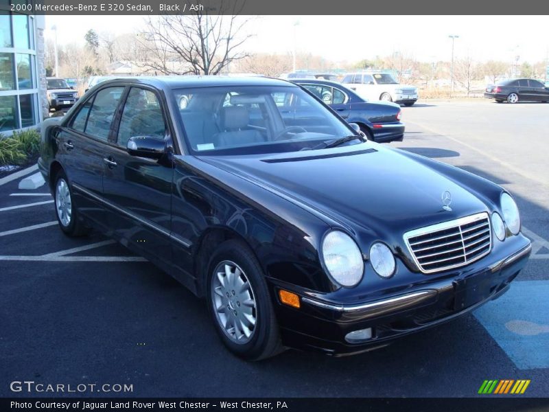 Black / Ash 2000 Mercedes-Benz E 320 Sedan