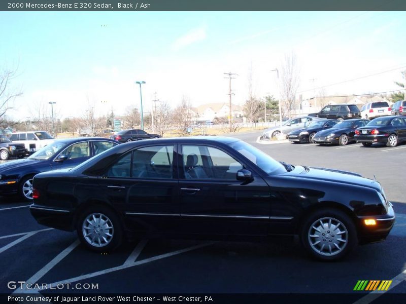 Black / Ash 2000 Mercedes-Benz E 320 Sedan
