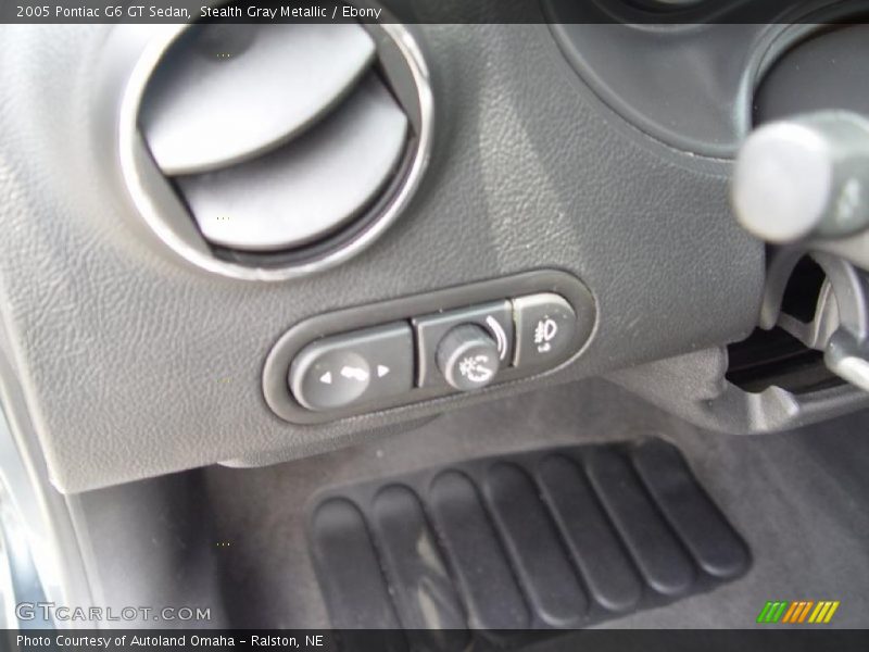 Stealth Gray Metallic / Ebony 2005 Pontiac G6 GT Sedan