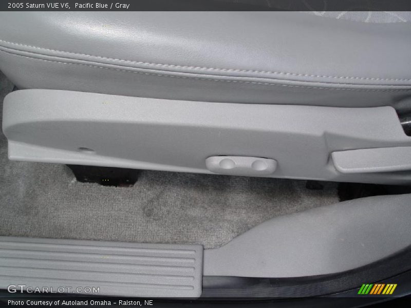 Pacific Blue / Gray 2005 Saturn VUE V6