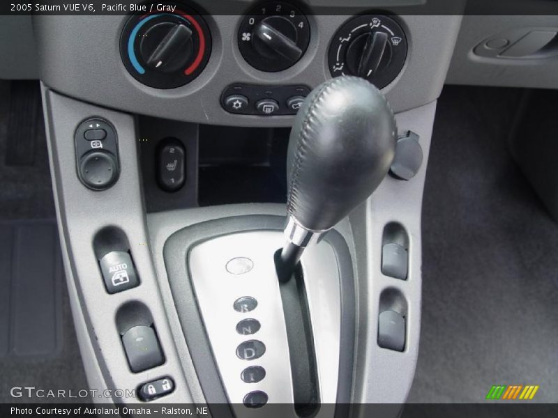 Pacific Blue / Gray 2005 Saturn VUE V6