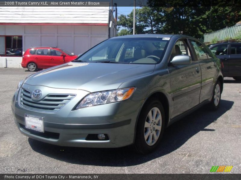 Aloe Green Metallic / Bisque 2008 Toyota Camry XLE