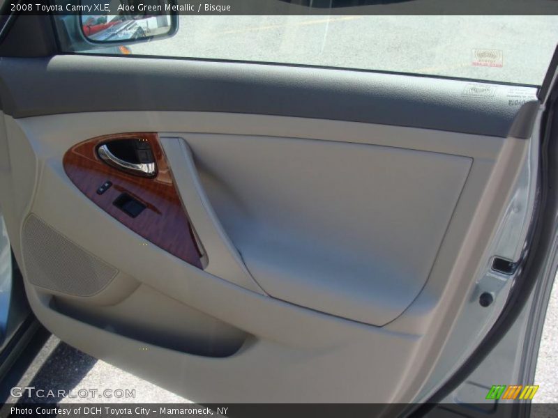 Aloe Green Metallic / Bisque 2008 Toyota Camry XLE