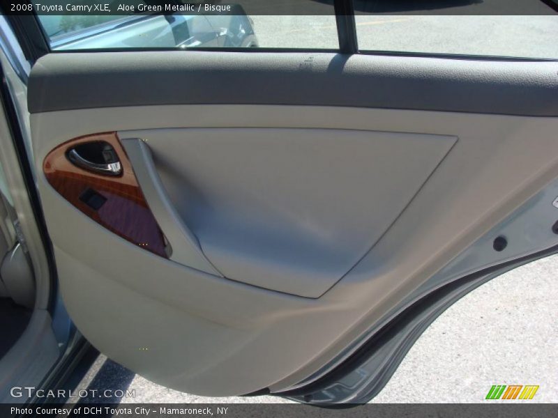 Aloe Green Metallic / Bisque 2008 Toyota Camry XLE