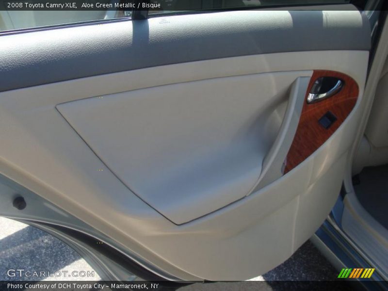 Aloe Green Metallic / Bisque 2008 Toyota Camry XLE