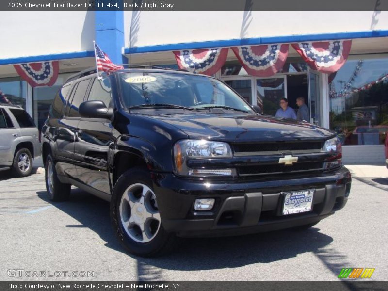 Black / Light Gray 2005 Chevrolet TrailBlazer EXT LT 4x4
