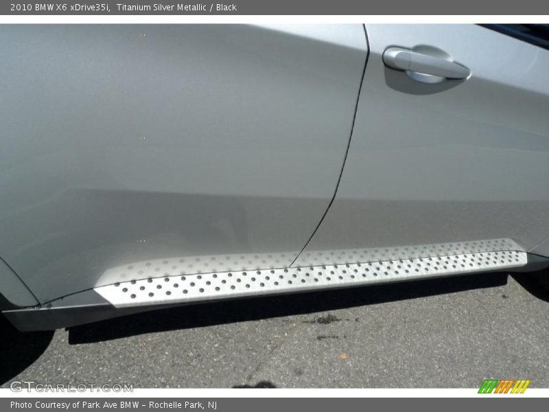 Titanium Silver Metallic / Black 2010 BMW X6 xDrive35i