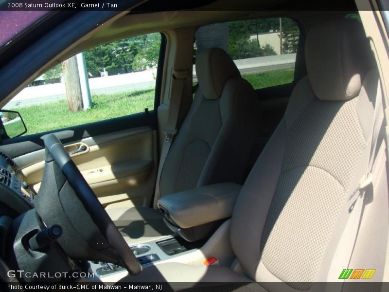 Garnet / Tan 2008 Saturn Outlook XE